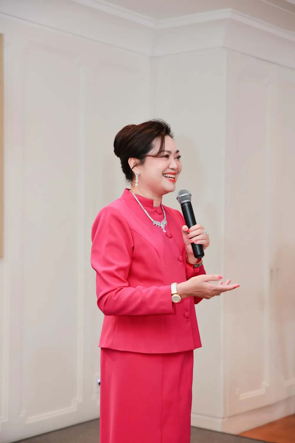 Mrs. Phùng Thị Thu Thủy, Chairwoman.
